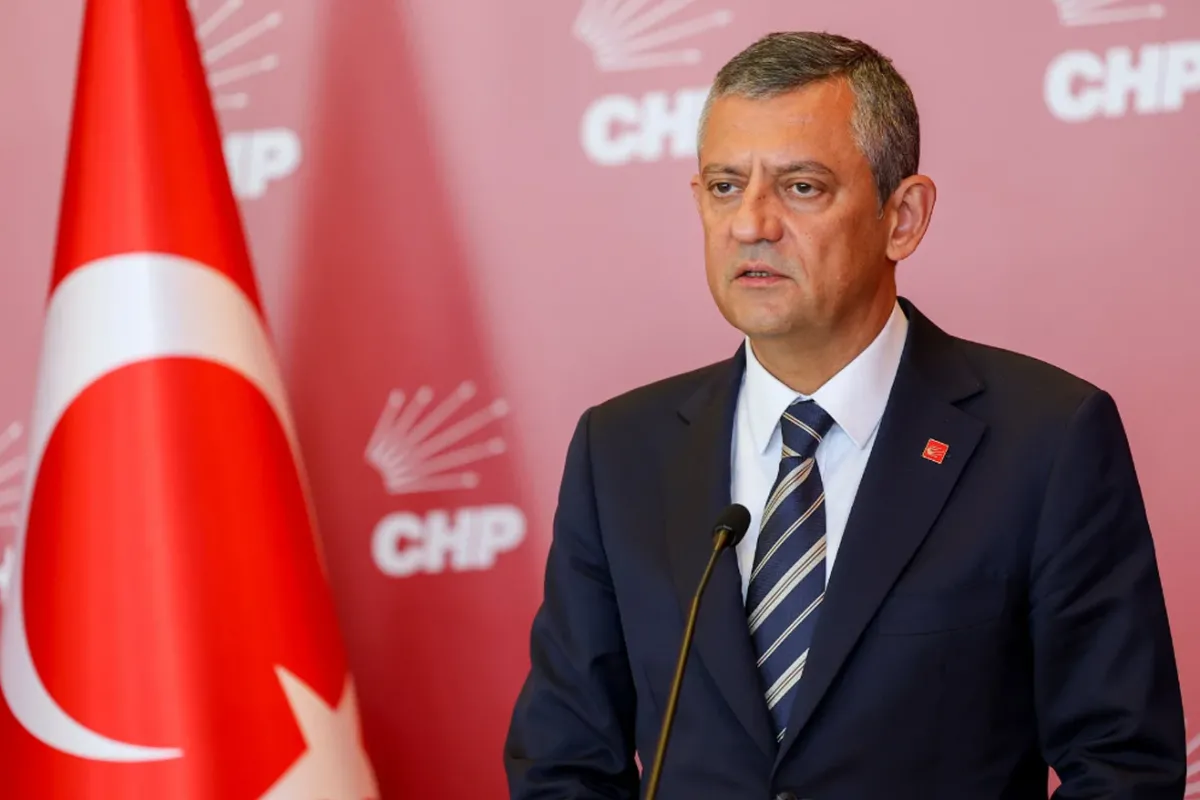 Özgür Özel, Mustafa Bozbey gözaltısı sonrası Kosova programını iptal etti
