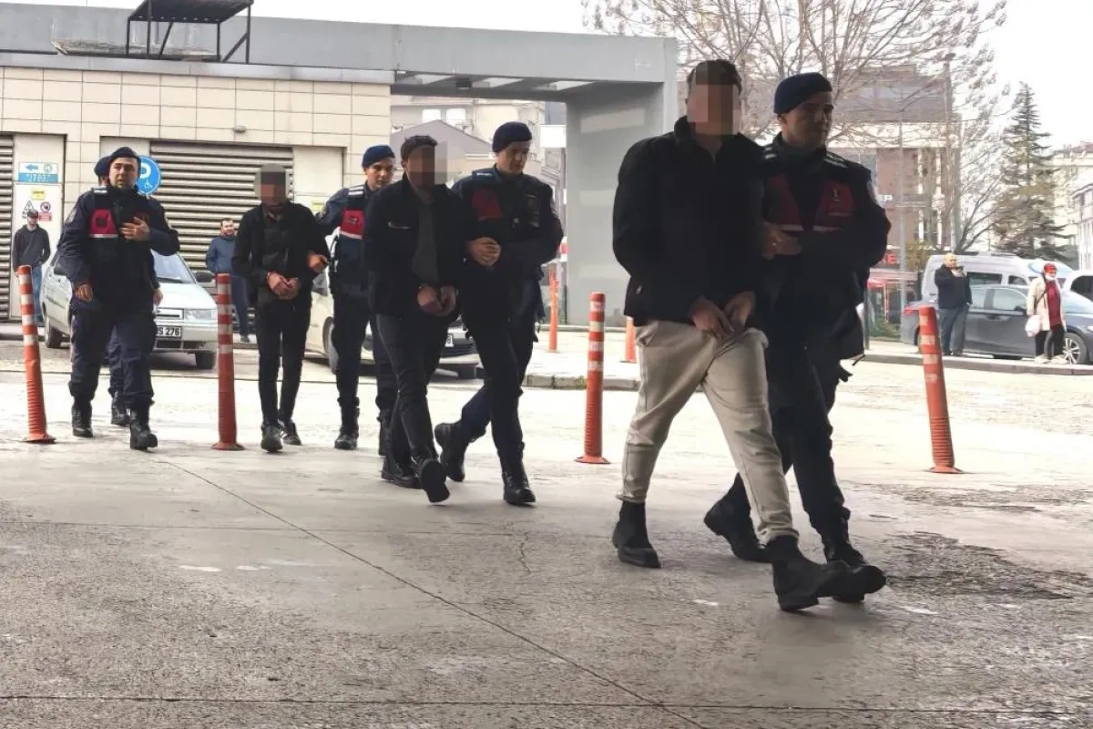 İnegöl’de bağ evi hırsızları yakalandı!