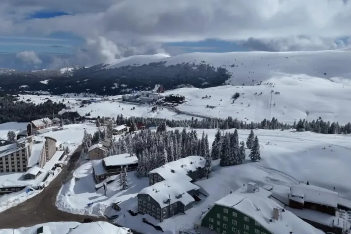 Nisan ayında 2 metrelik kar sürprizi