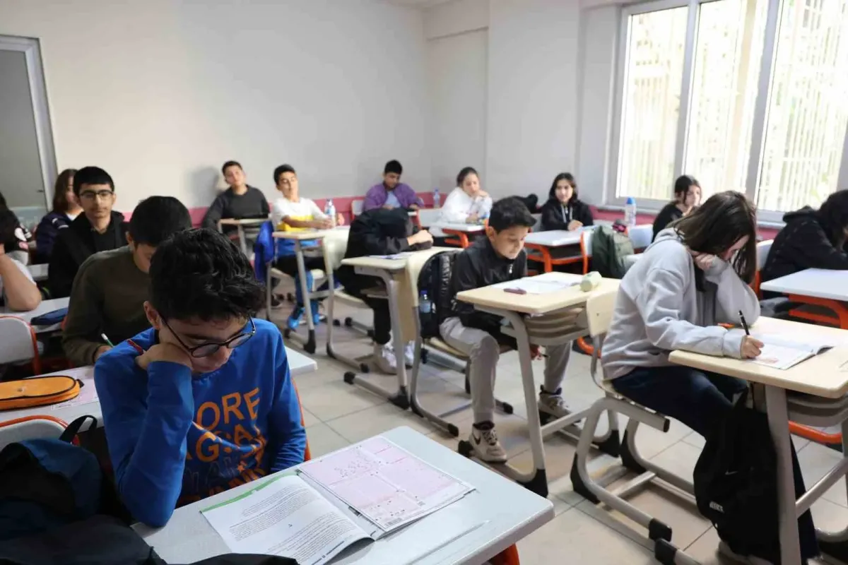 LGS sınavı Dünya Kupası maçı nedeniyle 13 Haziran’a alındı