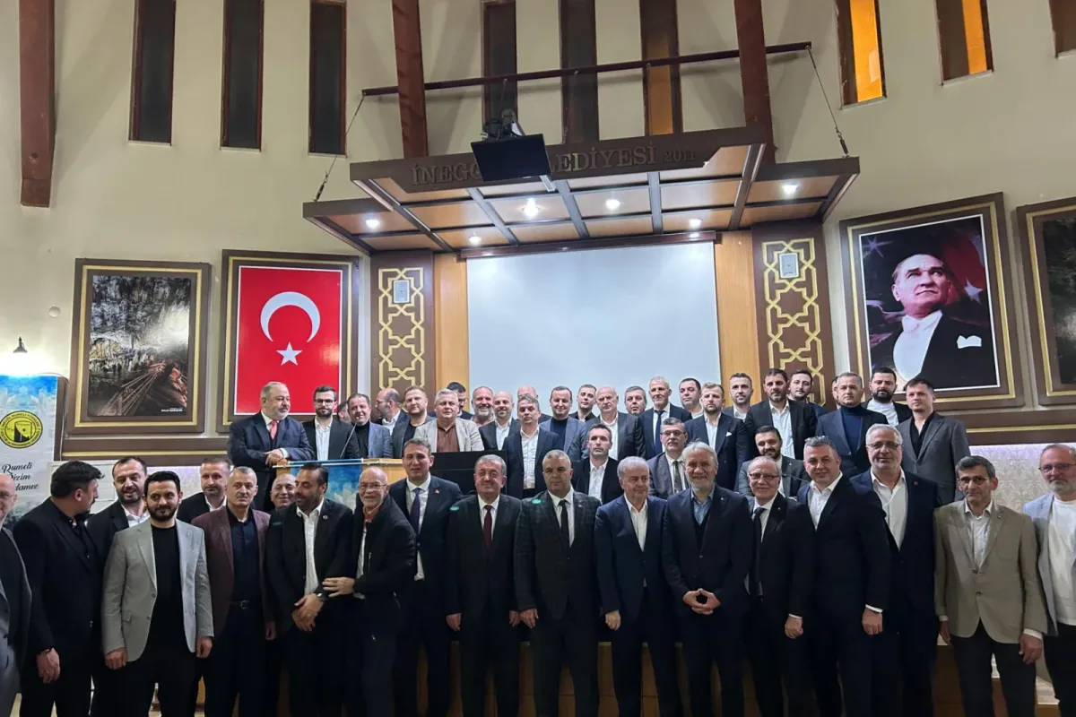İnegöl Rumeli Türkleri Derneği’nde Serkan Ay güven tazeledi
