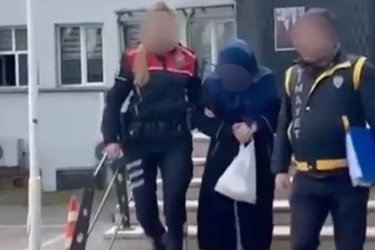 77 yaşındaki kocasını parçalara ayırdı!