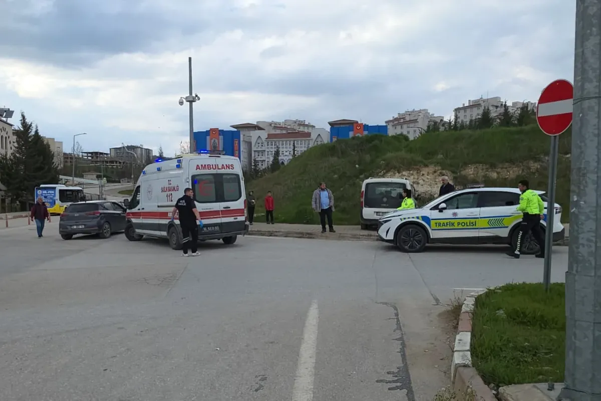 İnegöl'de feci kaza! 2 yaralı