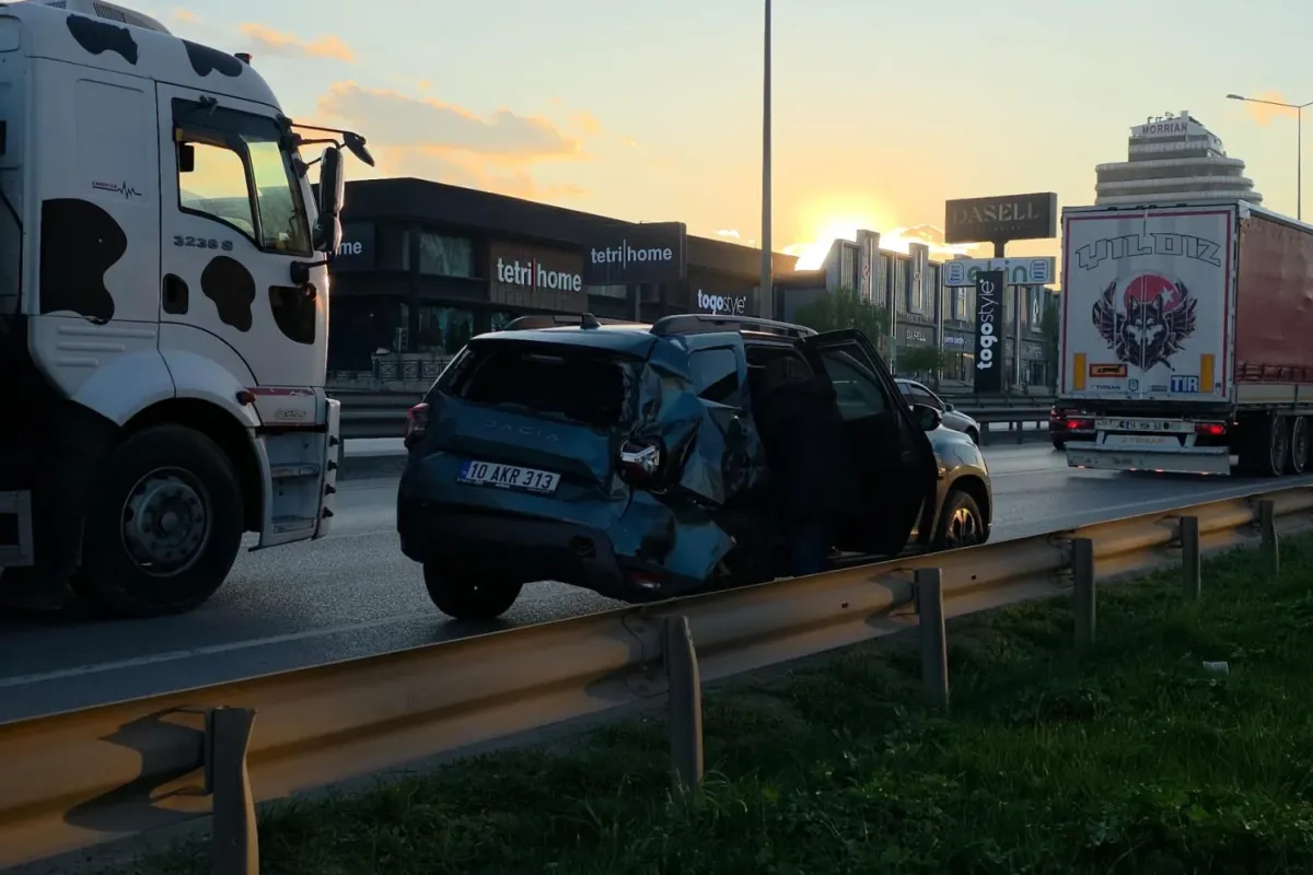 İnegöl çıkışında korkutan kaza; 2 yaralı