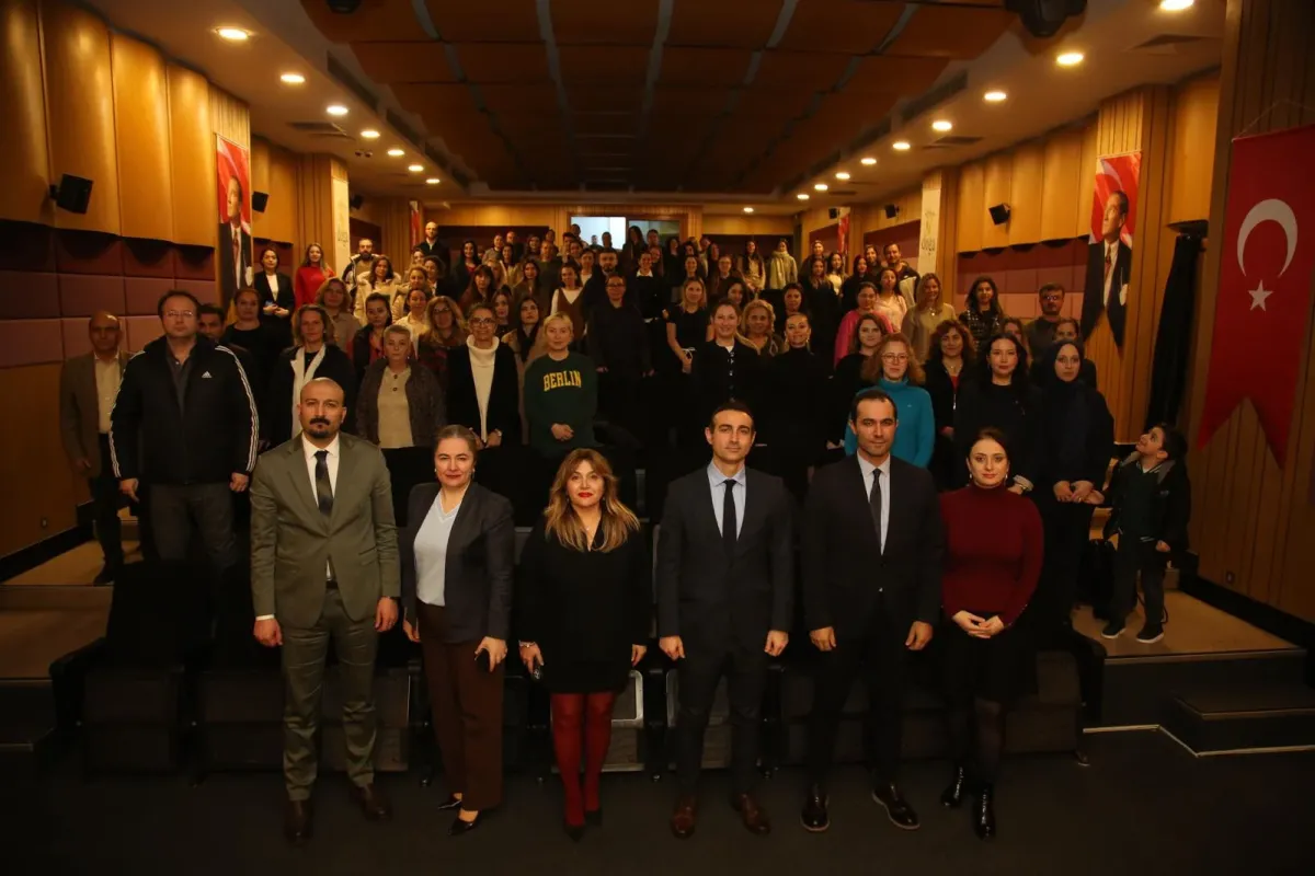 Doğa Koleji'nden yapay zekâ çağında öğretmen odaklı dönüşüm