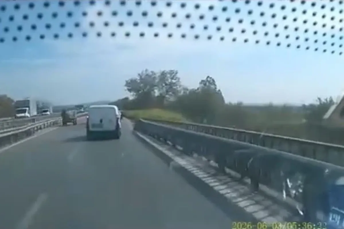 Trafikte herkesin canını hiçe saydı!