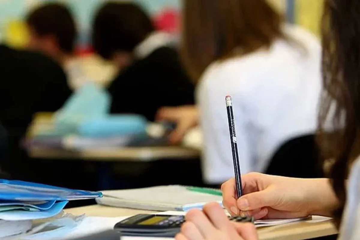 1 Mayıs 2026 hangi güne denk geliyor, okullar açık mı?