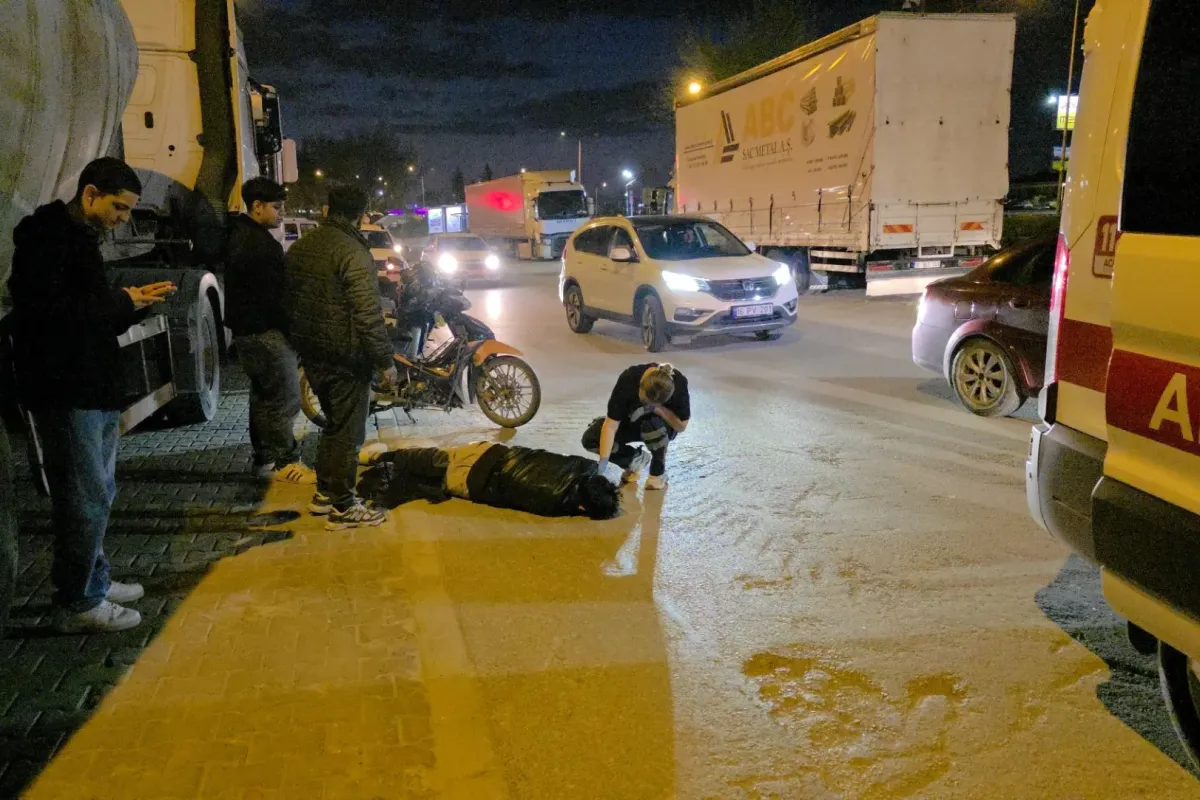 Otomobil ile motosiklet çarpıştı 1 yaralı