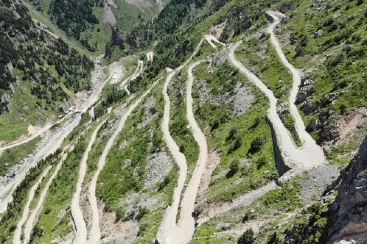 Dünyanın en tehlikeli ölüm yolu Türkiye'de!