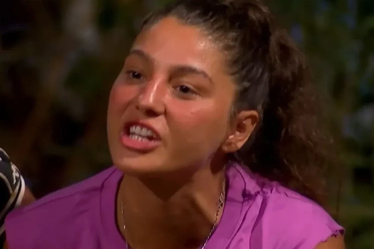 Survivor Seren Ay Çetin kavga sonrası diskalifiye edildi