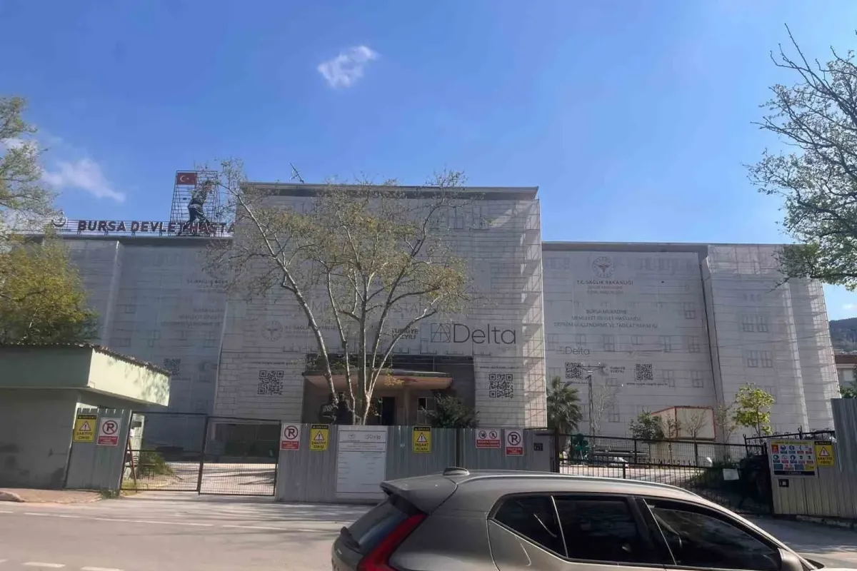 AK Partili Özen: "Bursa’da hiçbir sağlık kuruluşunun satışı söz konusu değil"