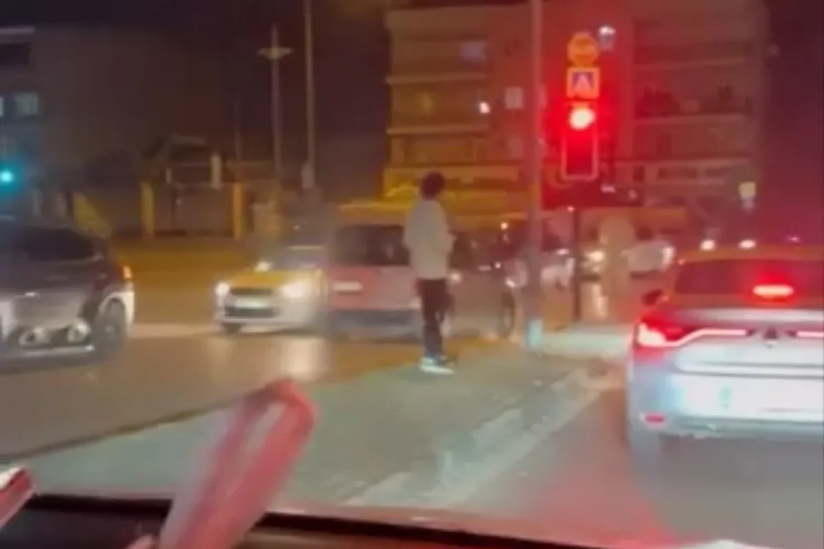 Bursa’da ters şeride giren hafif ticari araç trafiği tehlikeye attı