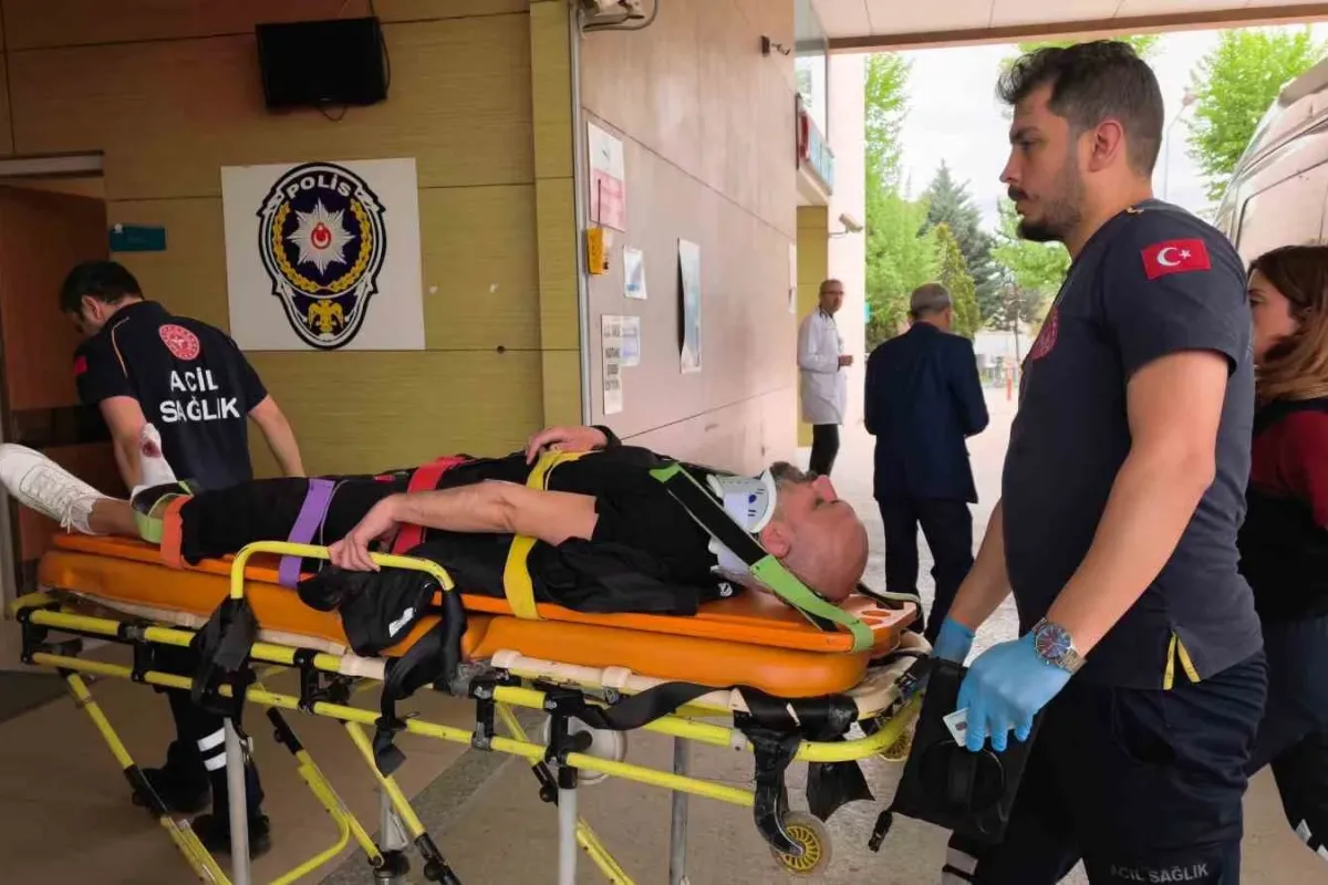 Motosiklet sürücüsü kazada yaralandı
