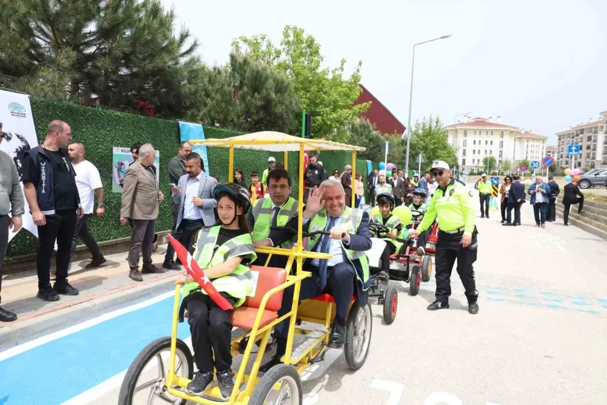 Kızılcıklı Mahallesi’nde Trafik Eğitim Sokağı açıldı
