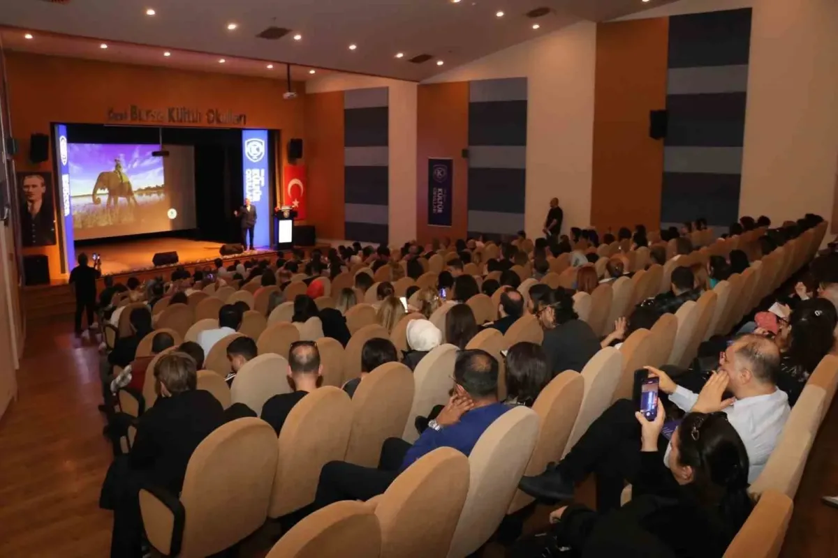 Bu kez gençler konuştu, yetişkinler dinledi