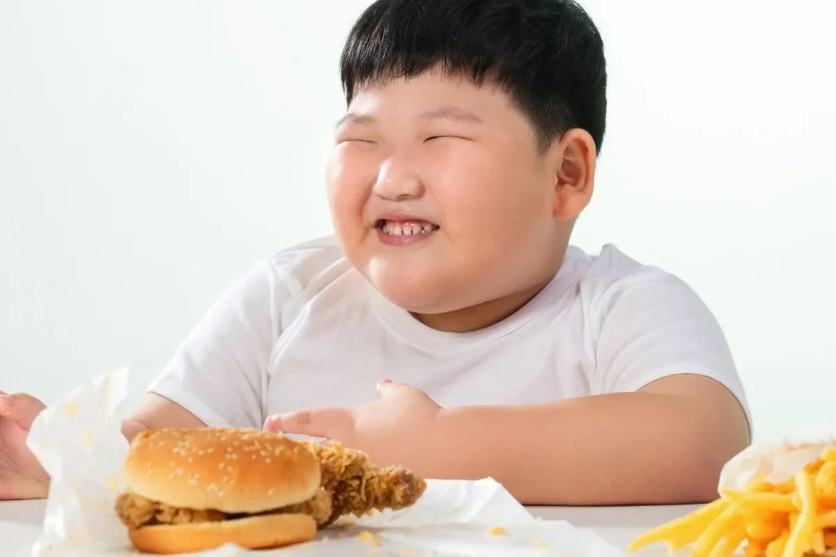 Çocuklarda obezite boy uzunluğunu nasıl etkiliyor?