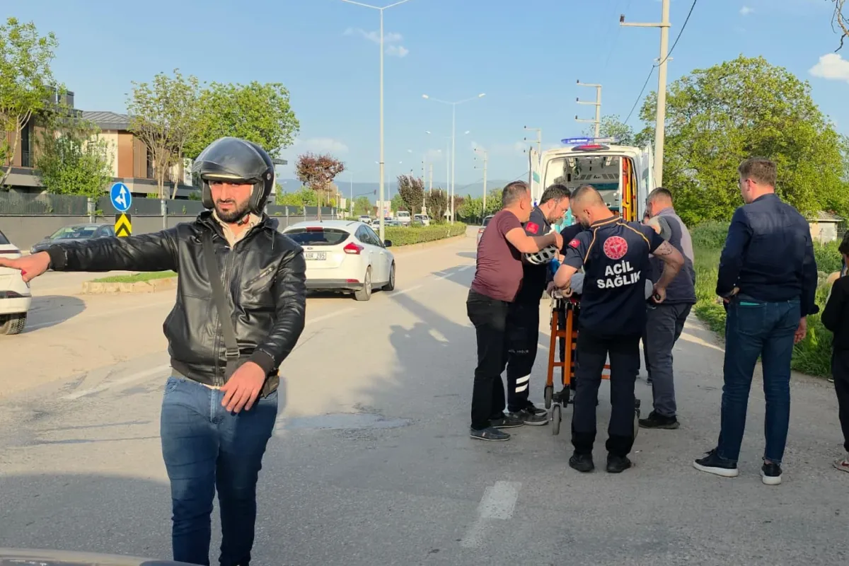 İnegöl’de ana yola çıkan bisiklet sürücüsü yaralandı