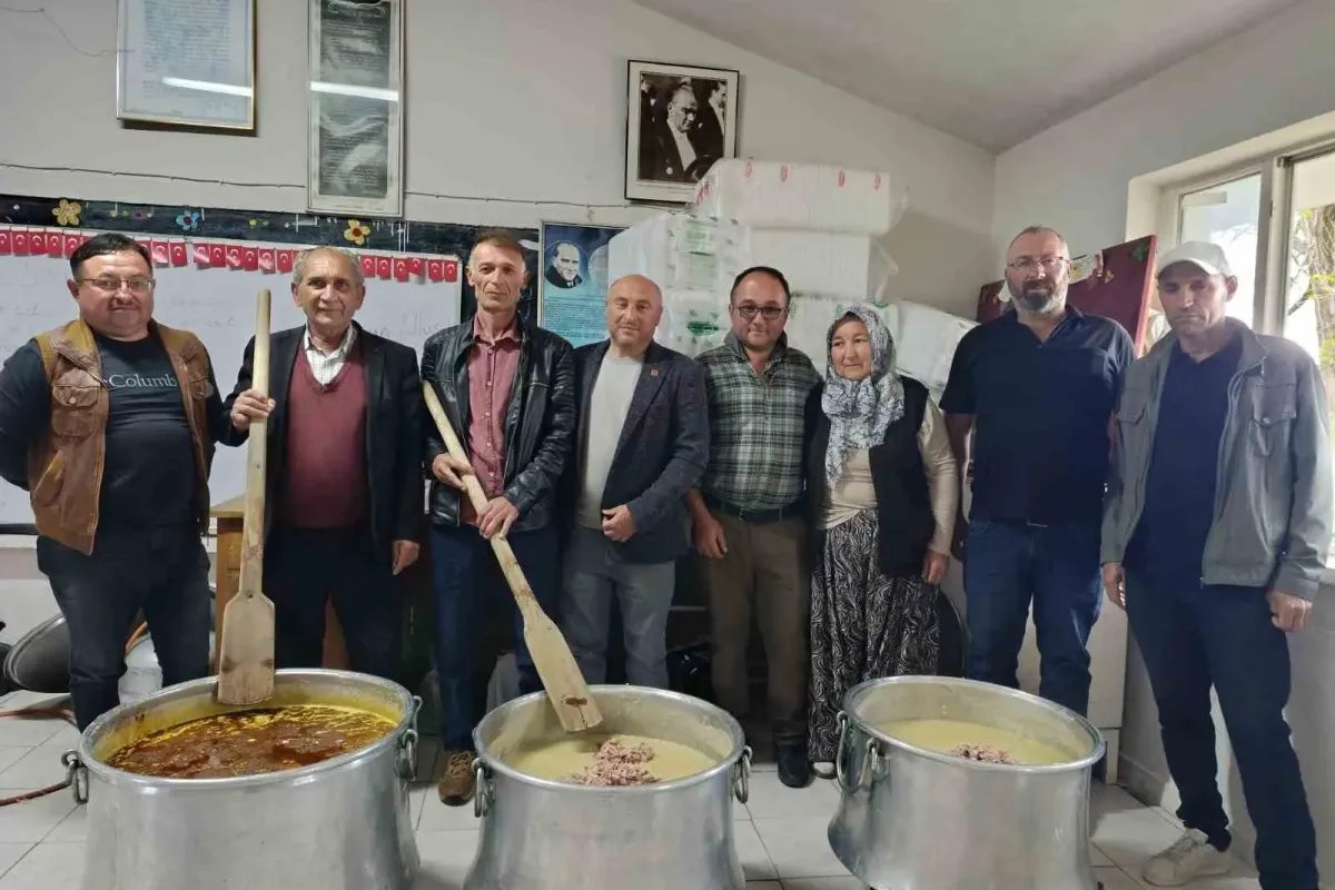 Fundacık köy hayrına yoğun katılım