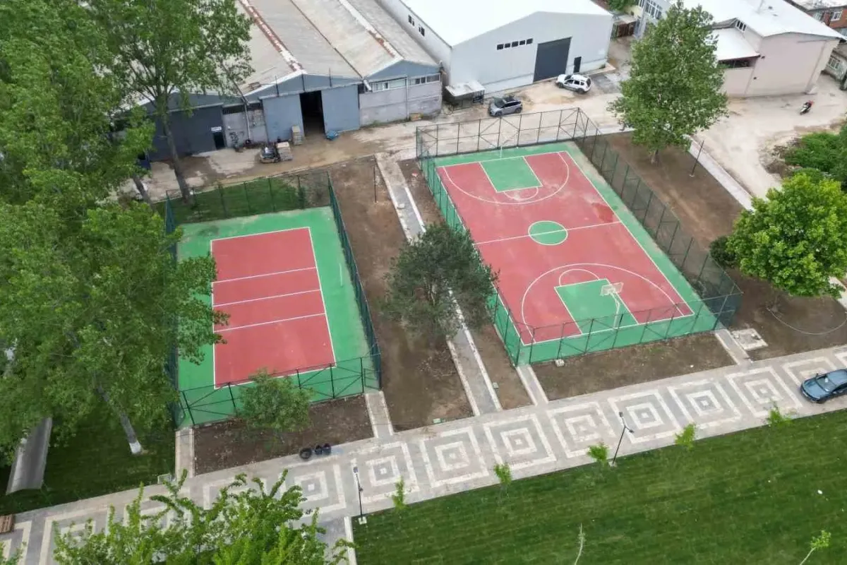 Şehit Piyade Er Hakan Söylemez Mahalle Parkı yenileniyor
