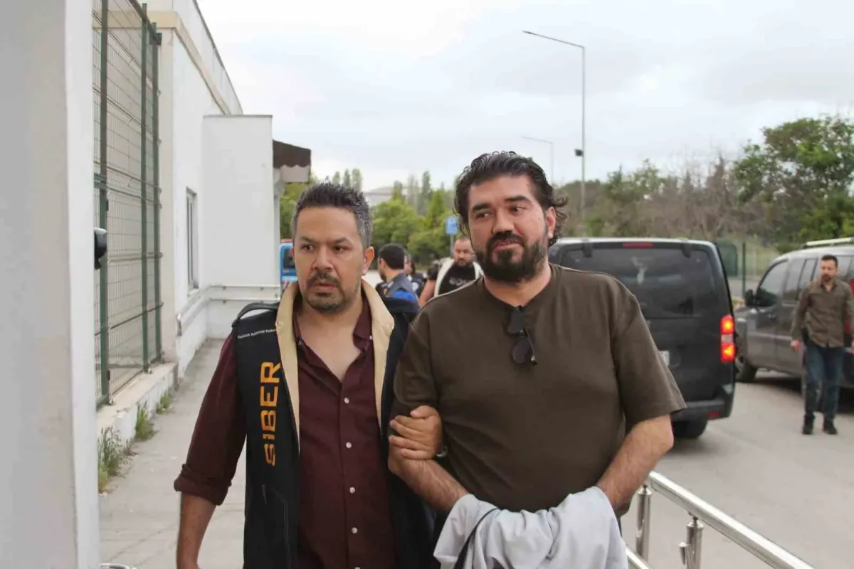 Bakan Gürlek Suçlamaları Tek Tek Sıraladı