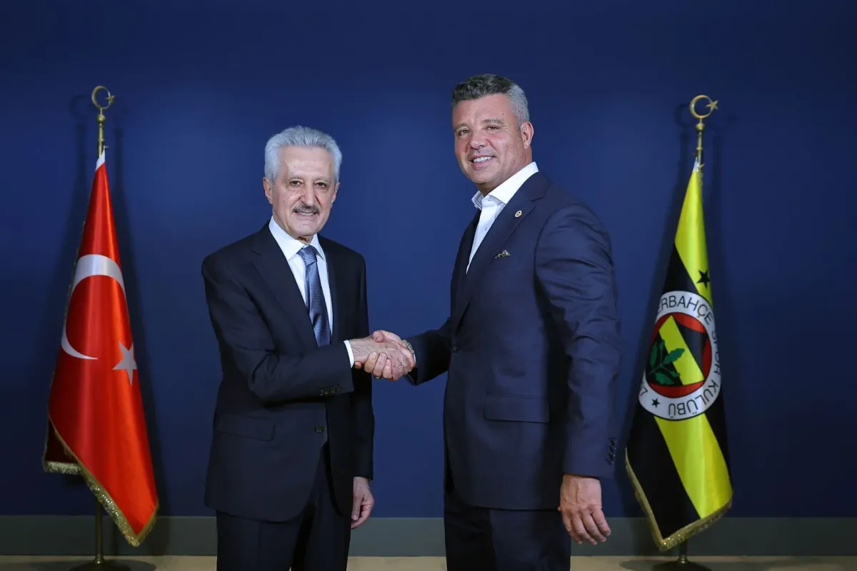 Fenerbahçe’nin Forma Yanı Sponsoru Belli Oldu