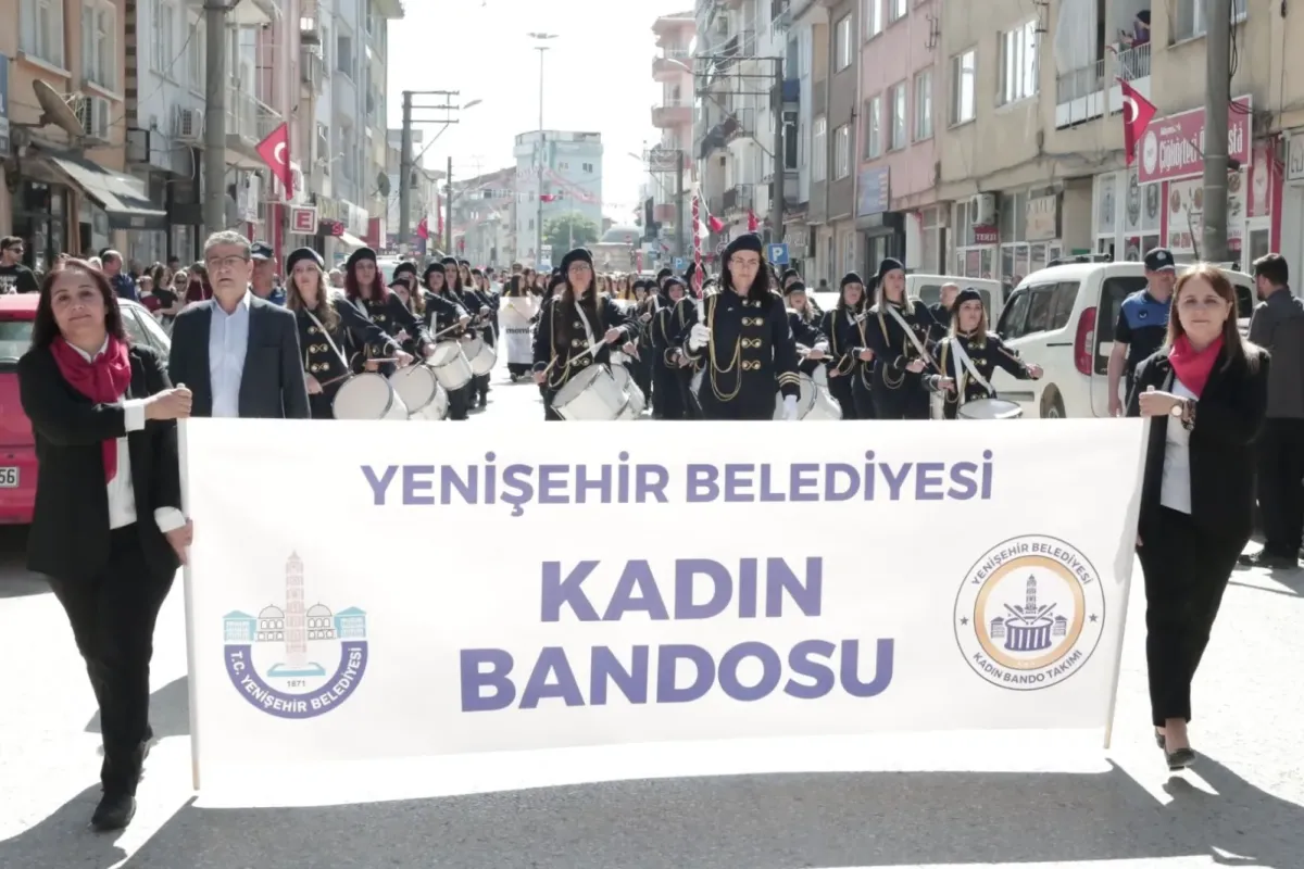 Yenişehir’de Kadın Bando Takımı 19 Mayıs’ta İlk Gösterisini Yaptı