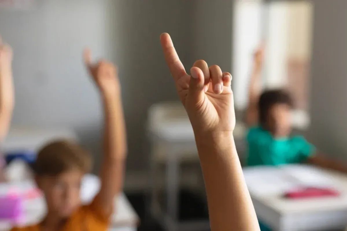 25 Mayıs 2026 Pazartesi okullar tatil mi, bayram izni kimleri kapsıyor?