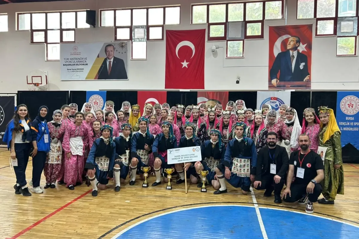 İnegöl Halk Dansları Ekibinden Büyük Başarı