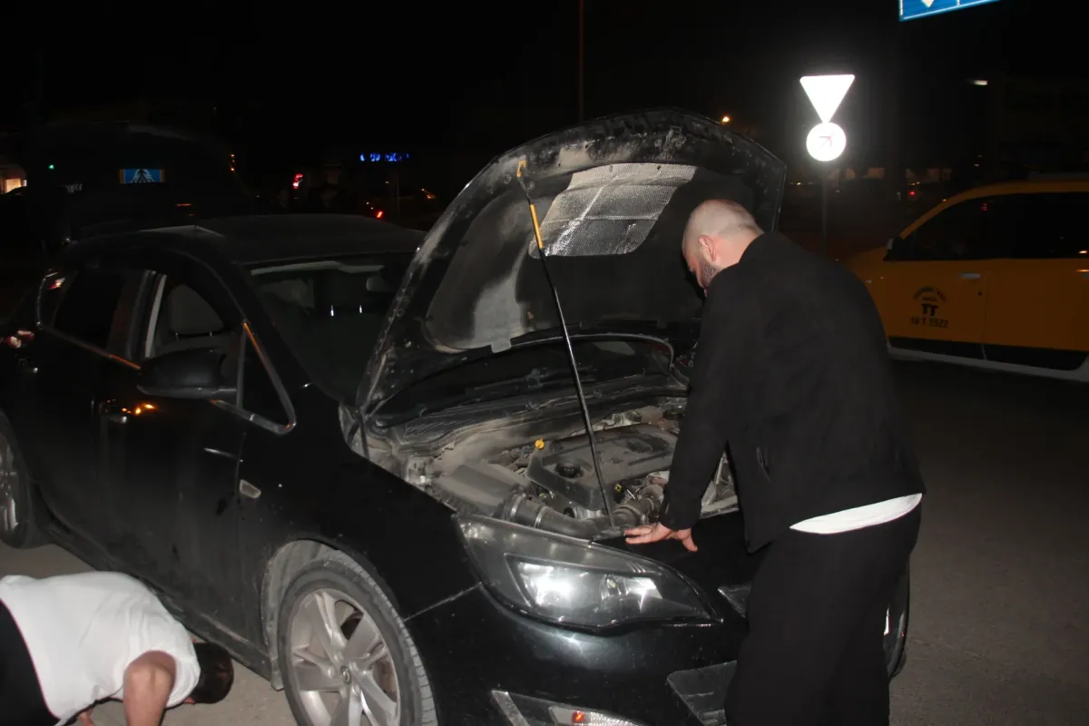 Motor Bölümüne Giren Yavru Kedi Son Anda Kurtarıldı