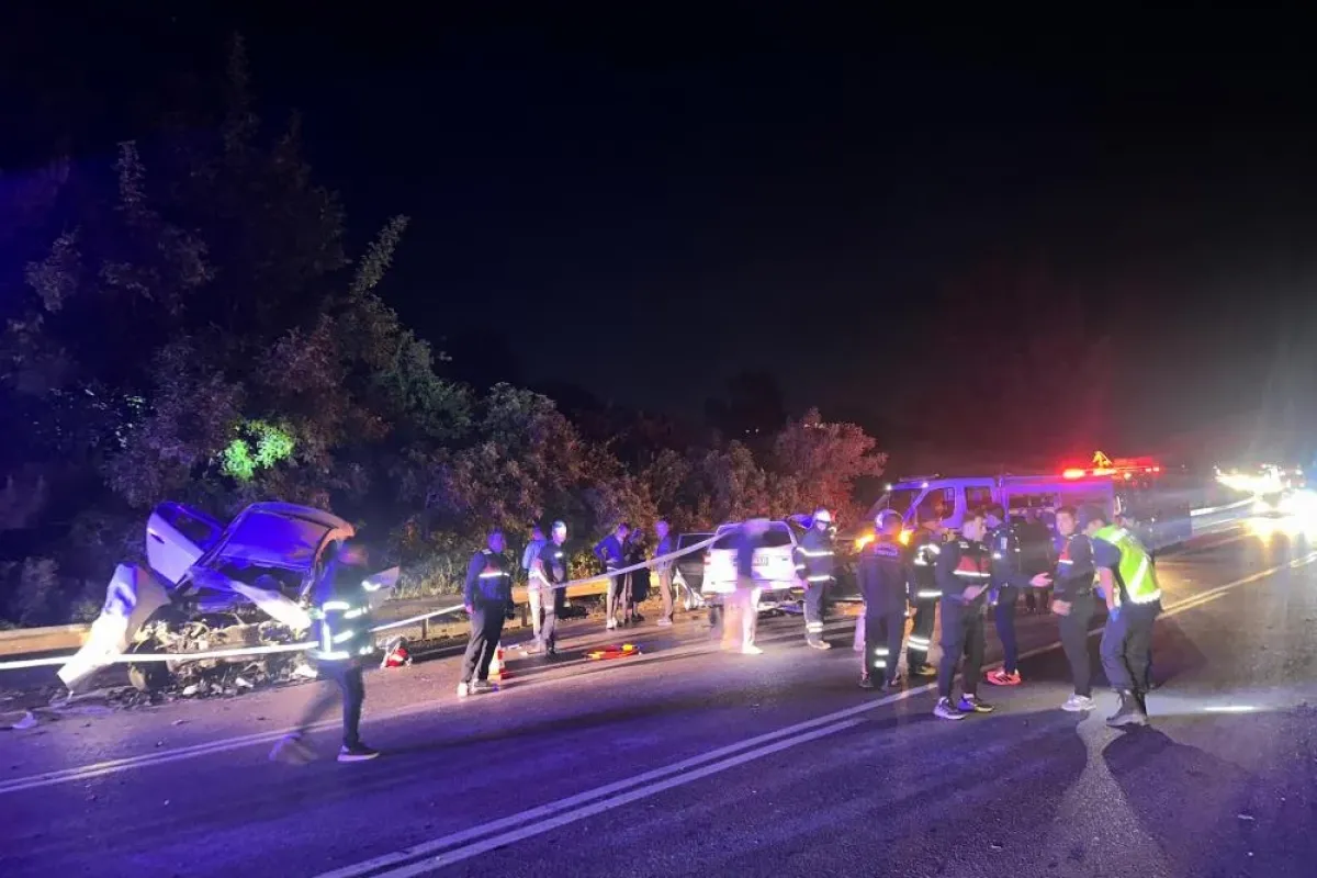 Bayram trafiğinde peş peşe kazalar 8 ölü çok sayıda yaralı