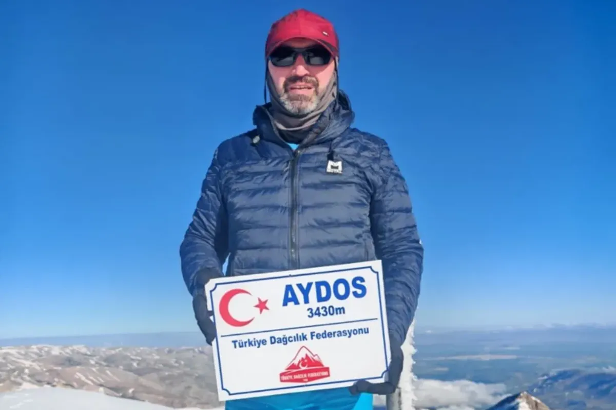 Dağcılar Aydos Dağı zirvesinde buluştu