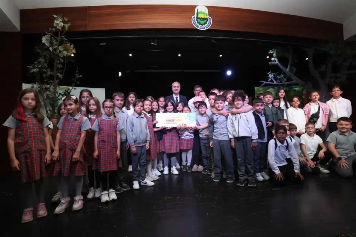 İnegöl’de okullar arası atık toplama yarışmasında ödüller verildi