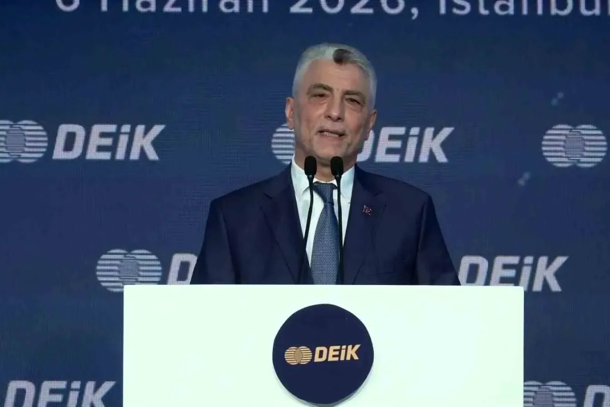 Ticaret Bakanı Bolat: "İhracatçılarımız Cumhuriyet tarihinin günlük ihracat rekorunu yenilediler"