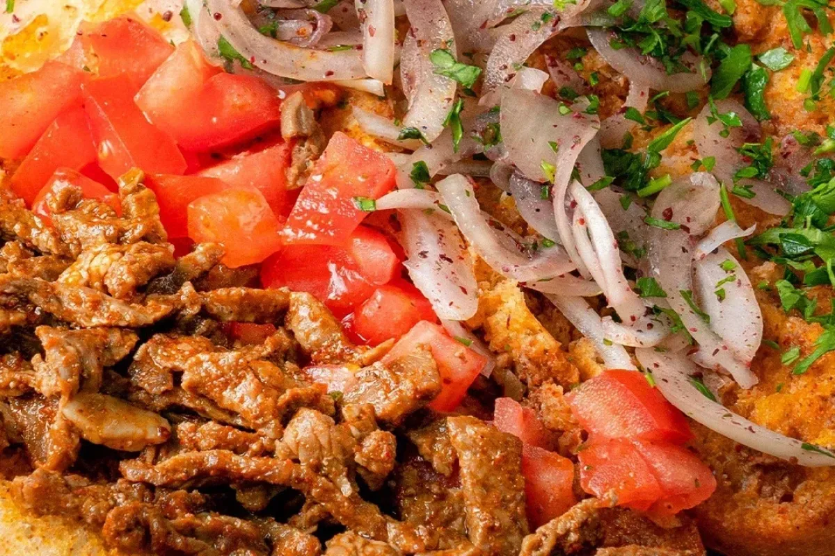 Gelinim Mutfakta’da yoğurtlu tavuk tantuni tarifi merak edildi