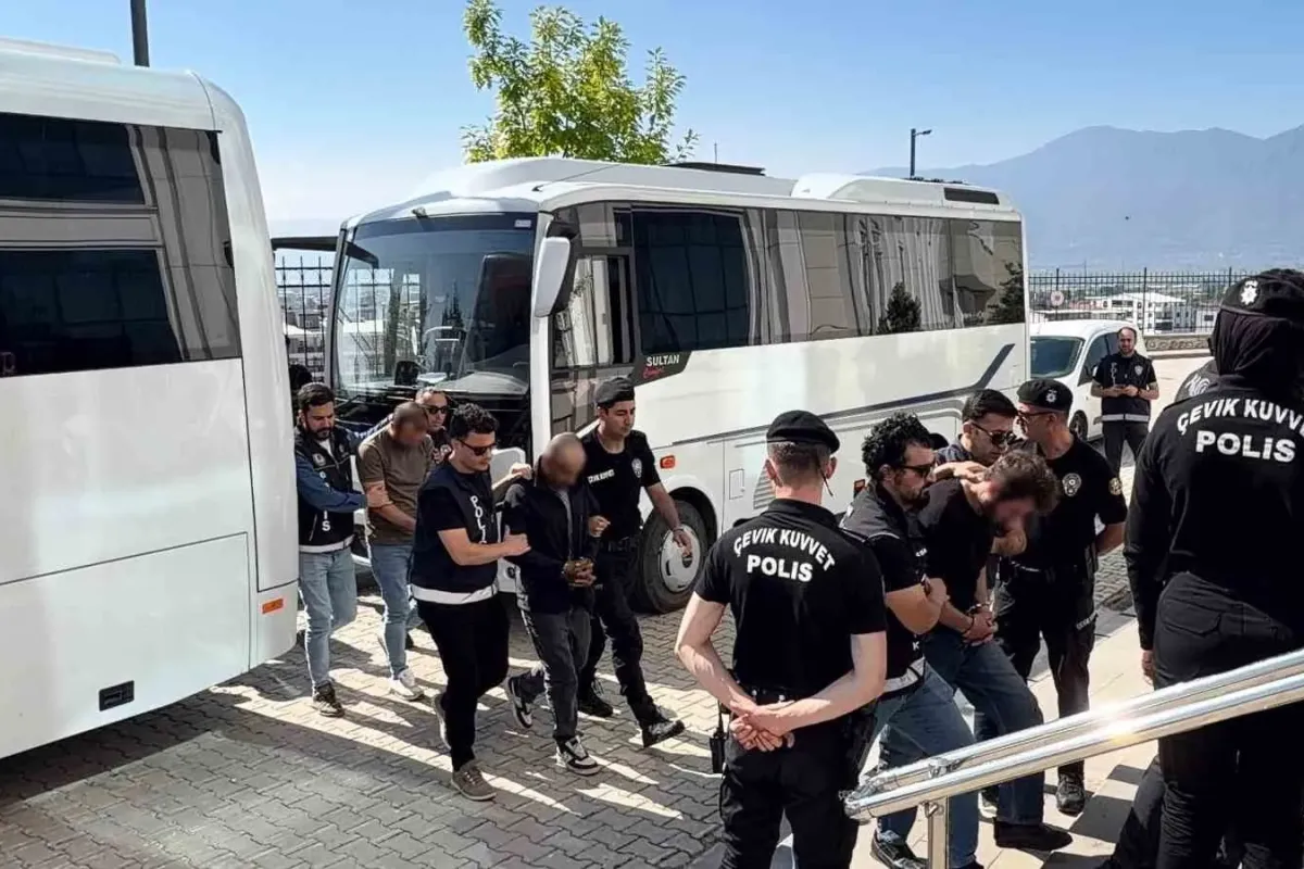 Hava destekli operasyonun ardından 23 şüpheli adliyede
