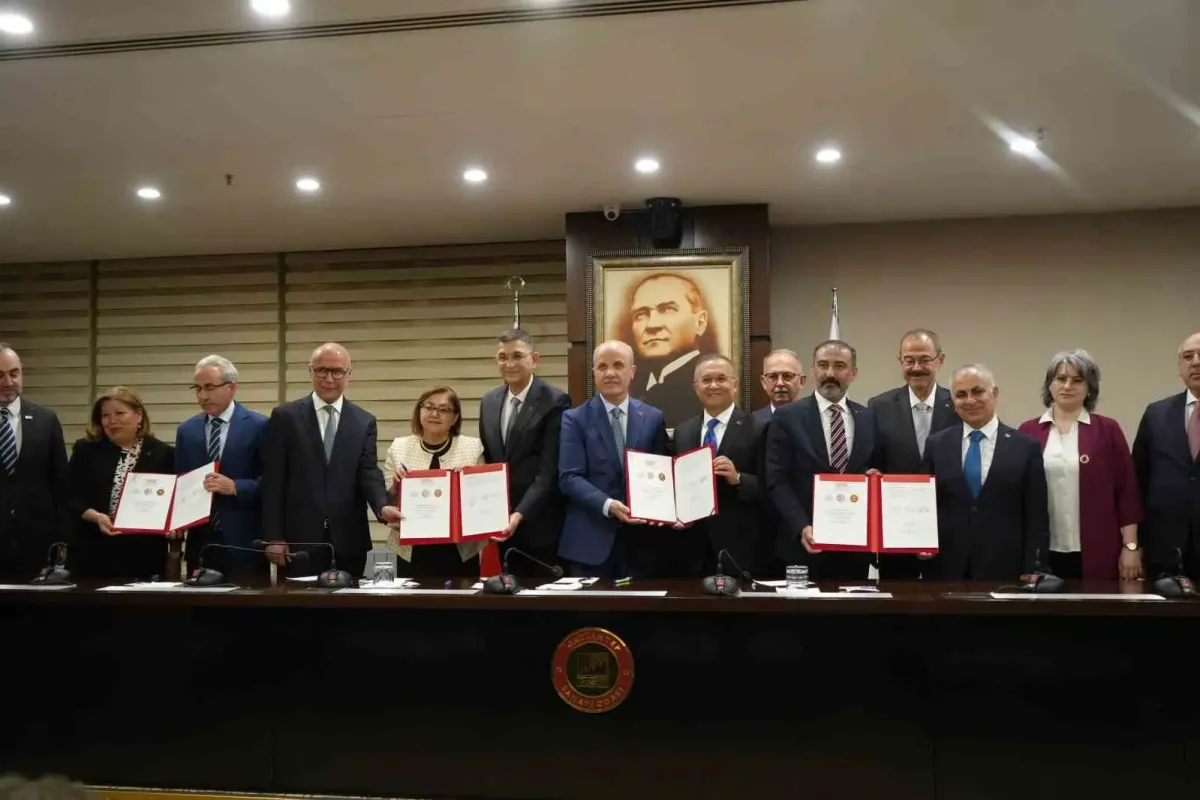 YÖK’ten mesleki eğitimde tarihi dönüşüm: Öğrenciler kampüsten işletmeye geçiyor