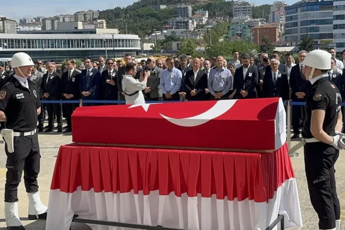 Bursalı savcı duruşmada hayatını kaybetti!
