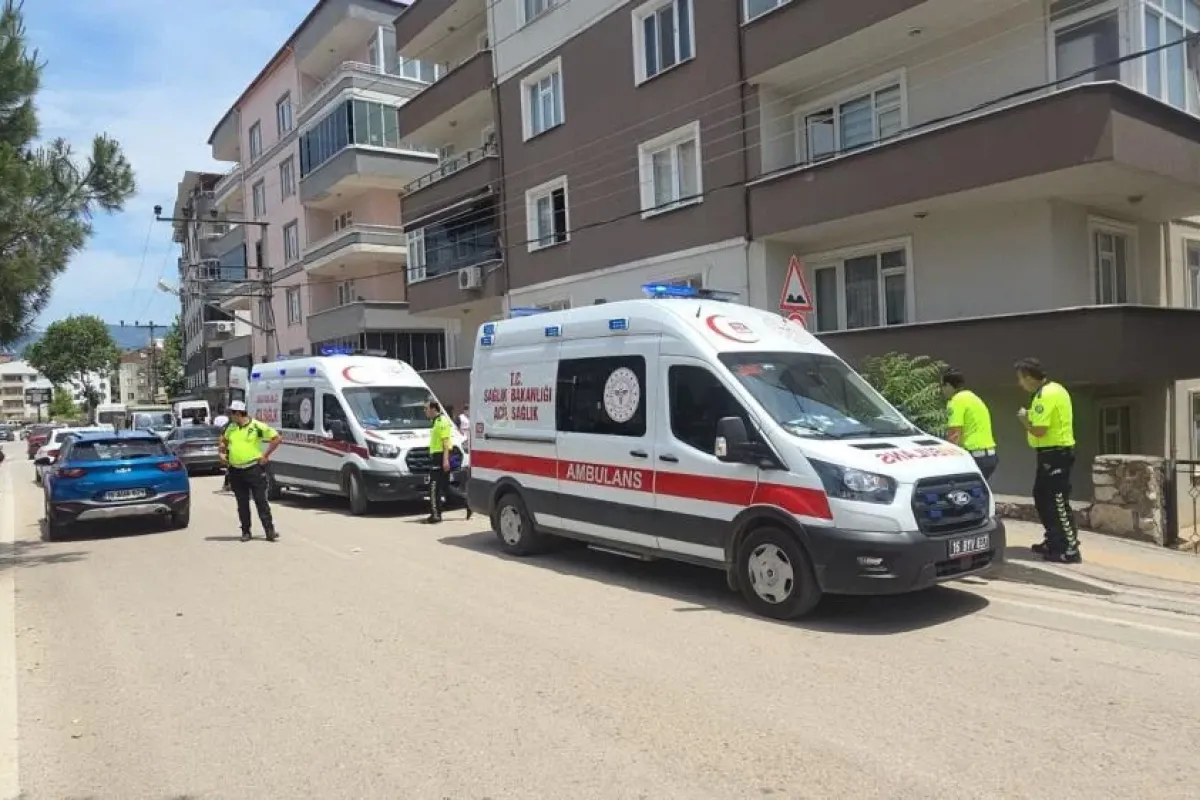 Otomobil bahçeye uçtu! 2 çocuk yaralandı