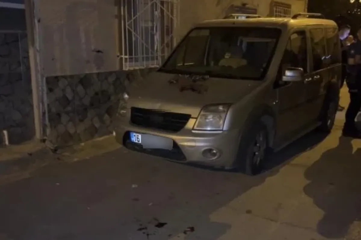 Gece yarısı tanımadığı biri tarafından silahlı saldırıya uğradı!