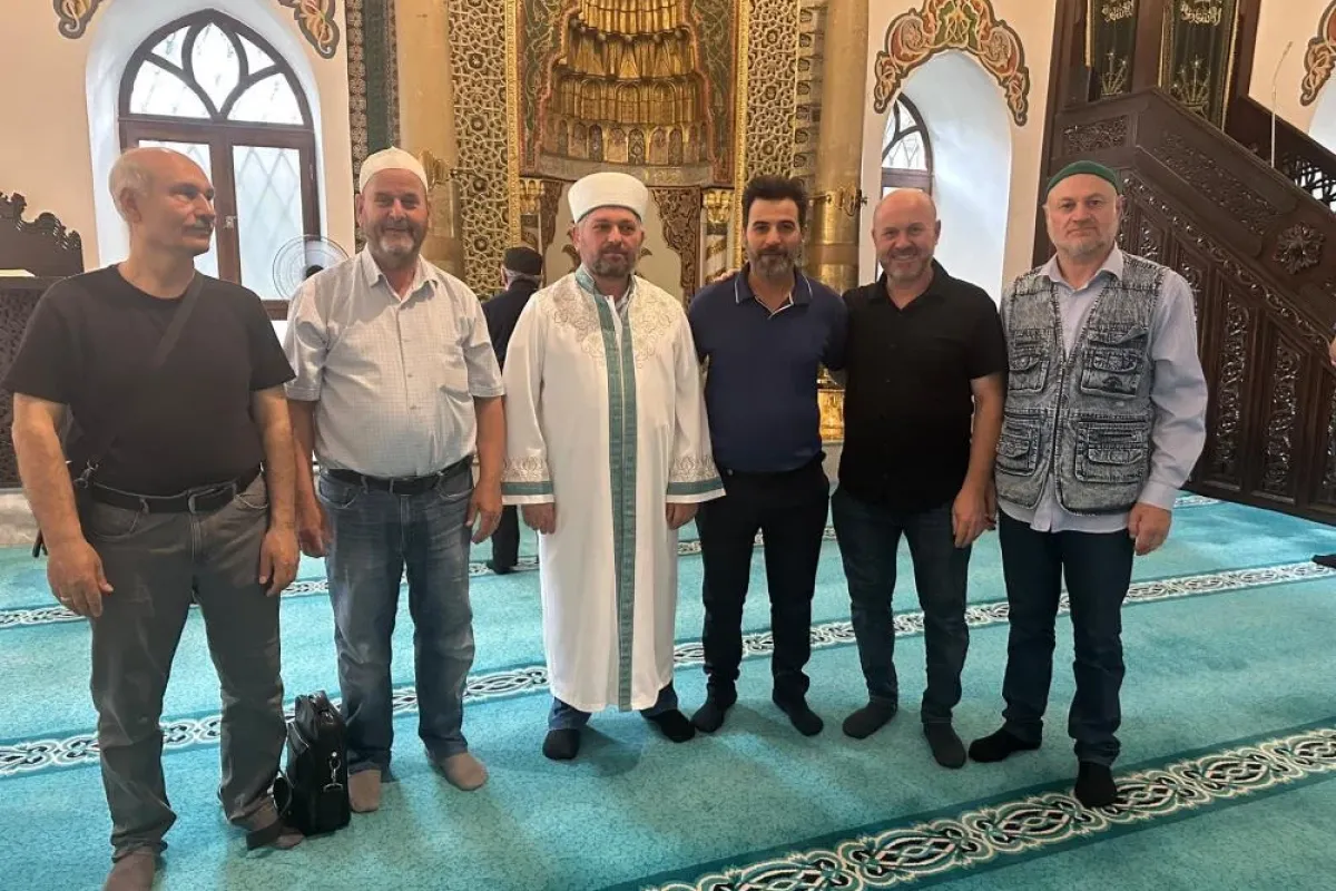 Cuma namazında bir ilk!