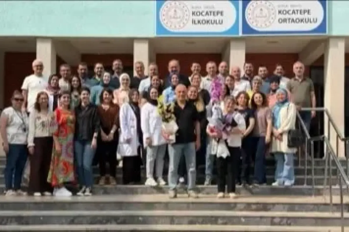 İnegöl'de onlarca yılın ardından 2 çınar aynı anda emekli oldu