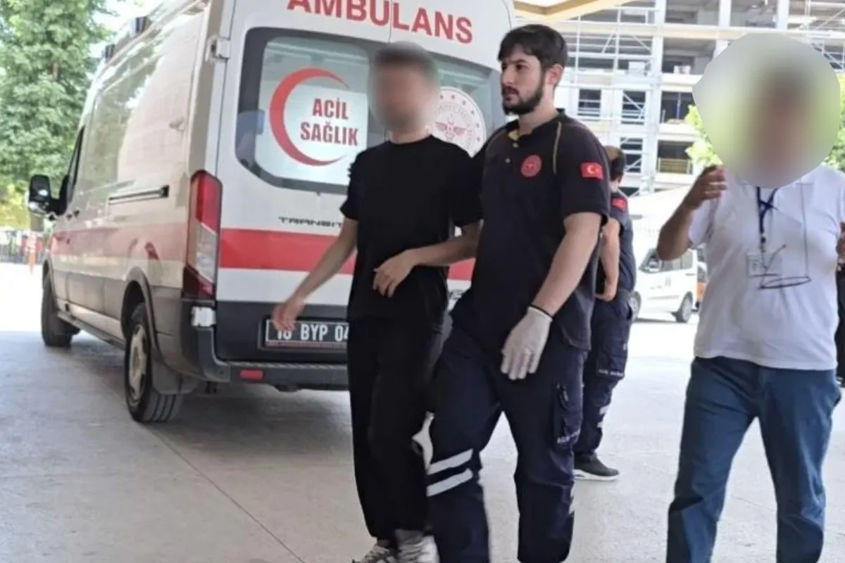 İnegöl'de YKS'de fenalaşan öğrenci apar topar hastaneye kaldırıldı