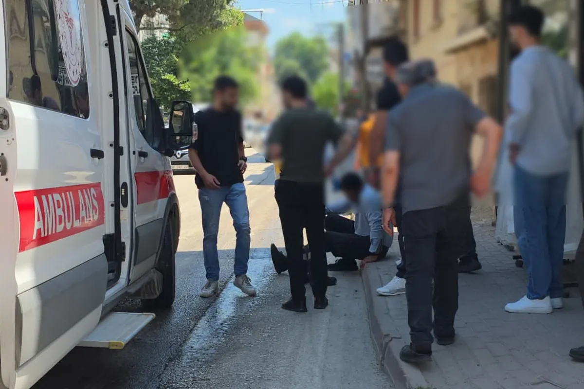 İnegöl'de yola dökülen mazot tehlike saçtı! Sürücü hastanede