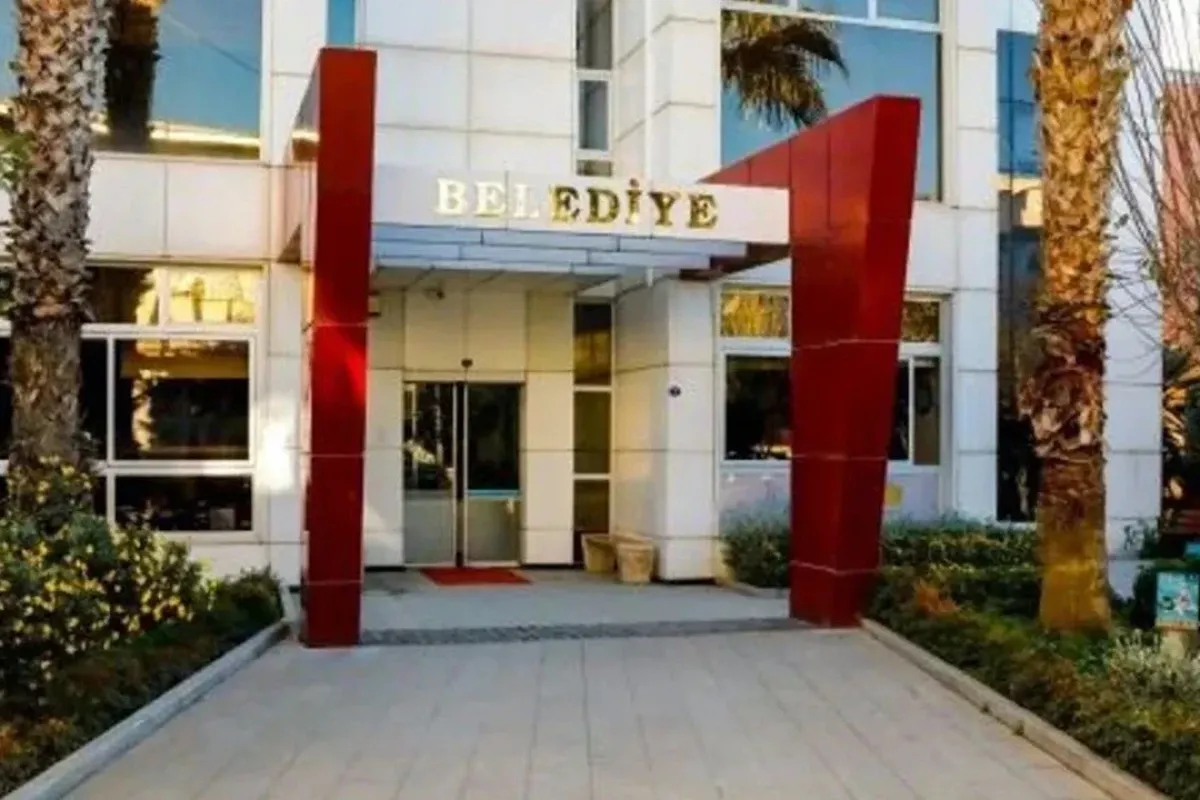 Seferihisar Belediyesi hangi partiden, başkanı kimdir?