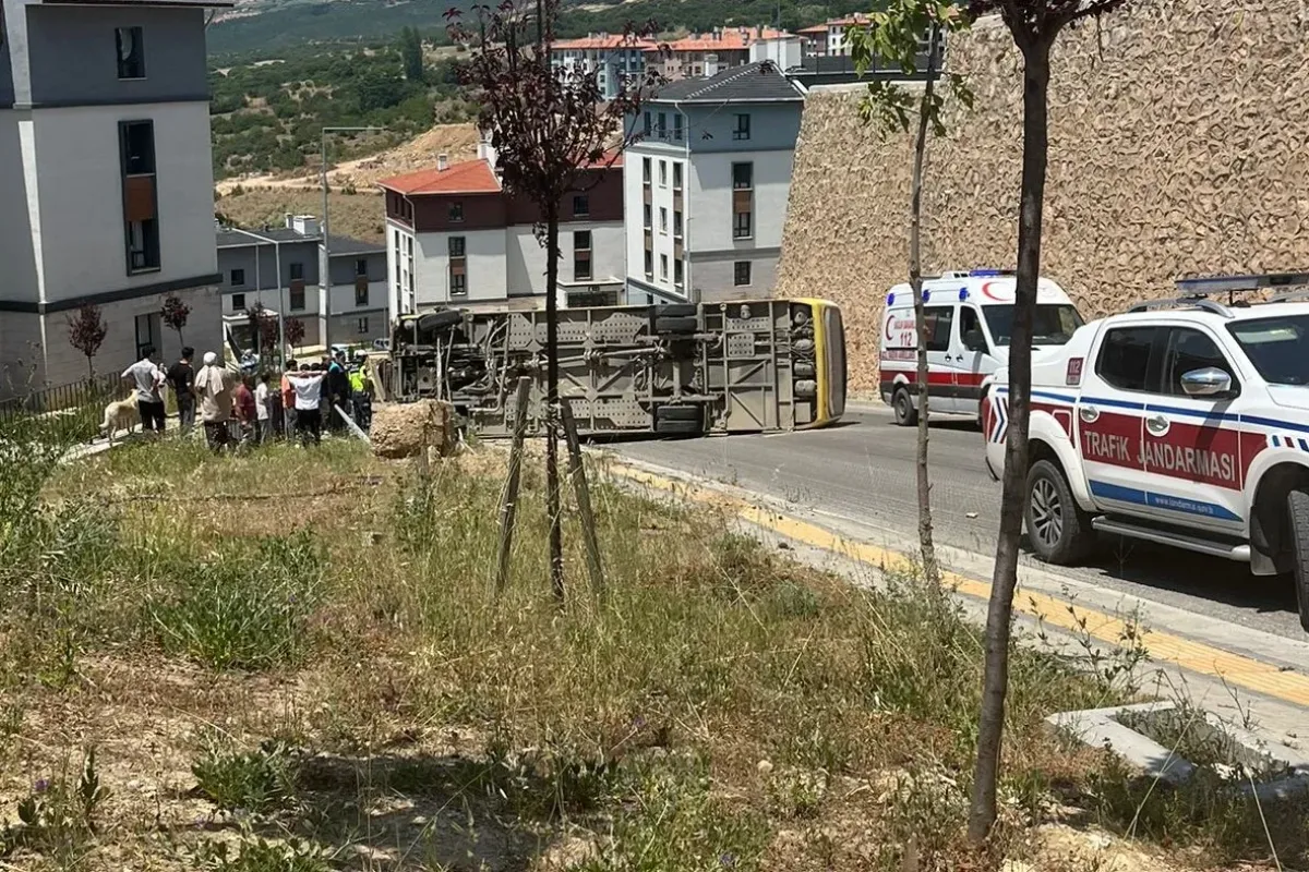 Halk Otobüsünün Devrildiği Yolda Bu Kez Eylem Var