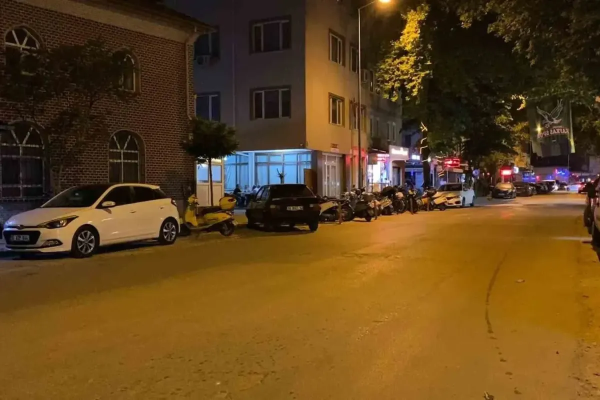 İnegöl'de Gece Yarısı Dehşeti! Arkadaşını İki Kez Bıçakladı