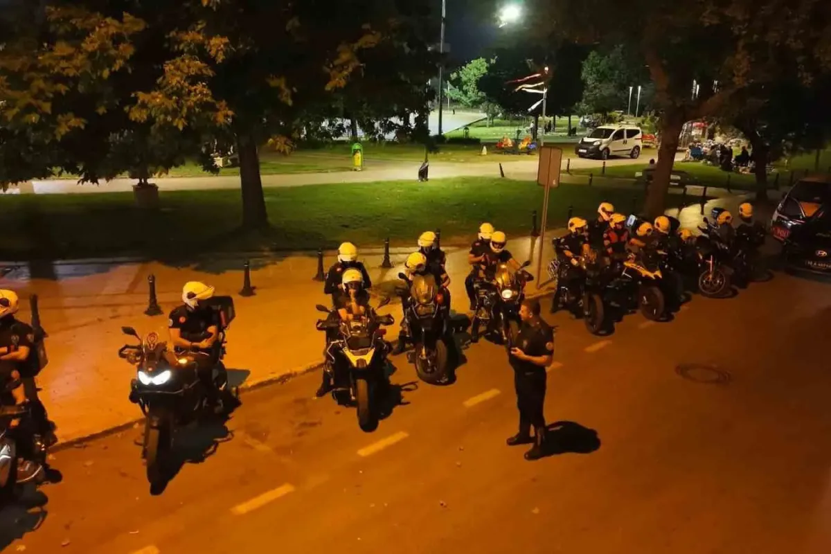 Bursa’da bin polisle huzur operasyonu Sokaklar abluka altına alındı