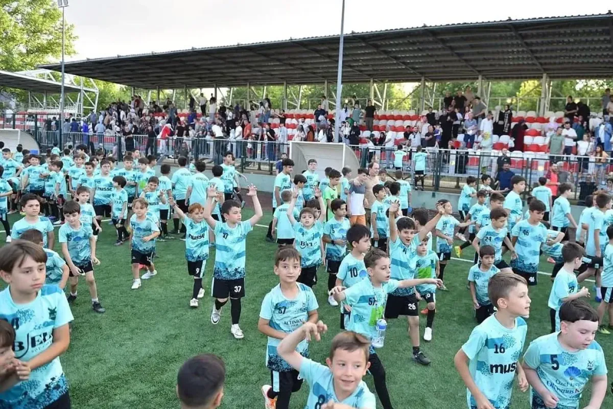 İnegöllü ebeveynler dikkat! Kafkasspor'da Futbol Okulu için geri sayım başladı