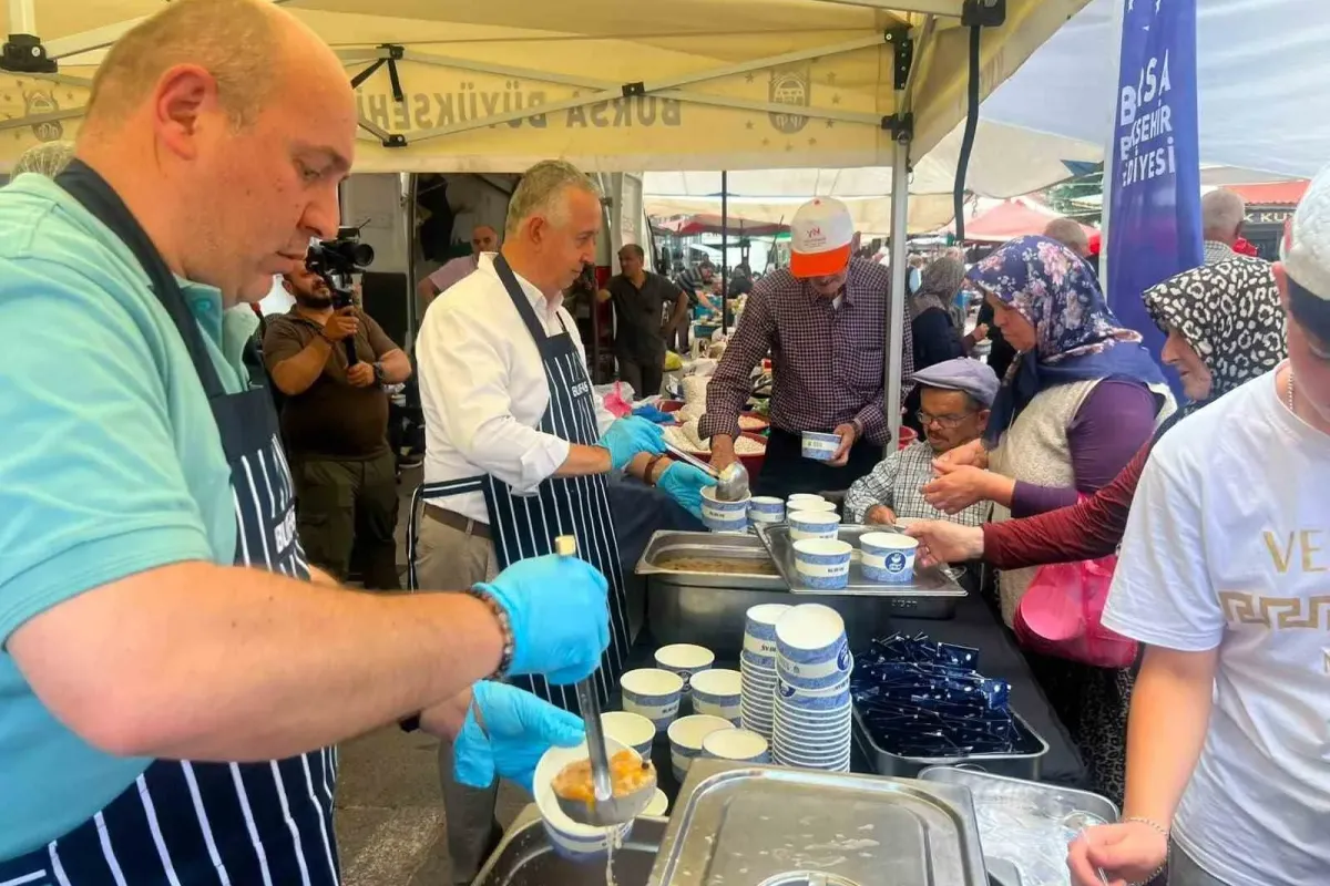 Büyükşehir’den Harmancık’ta aşure ikramı