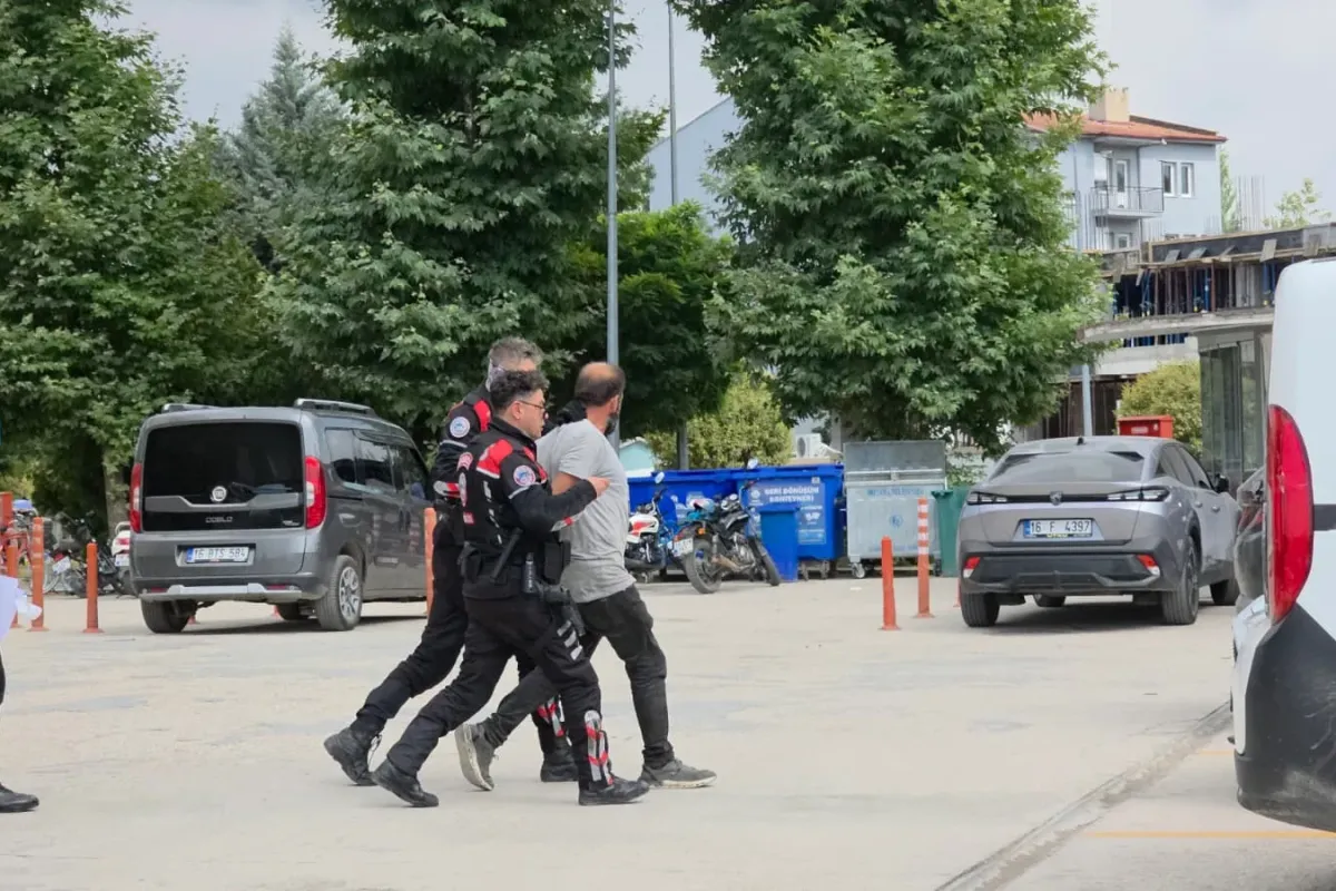 Polise Direndi, Gözaltına Alındı!